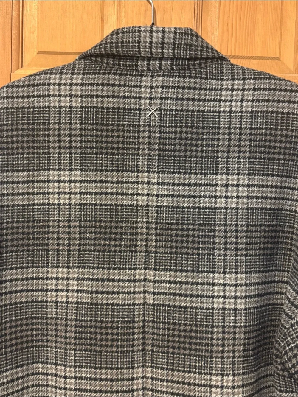 Cuts Clothing Men’s Black and Gray Glen Plaid Wool Blend Premium Shirt Jacket; L